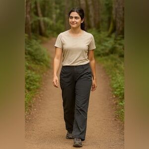 Mountain Hardwear Women’s Hiking Pants Size 12/44 Nylon Outdoor Lightweight